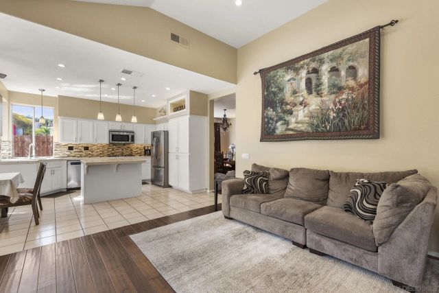 838 Masters Dr, Oceanside, CA 92057