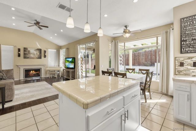 838 Masters Dr, Oceanside, CA 92057