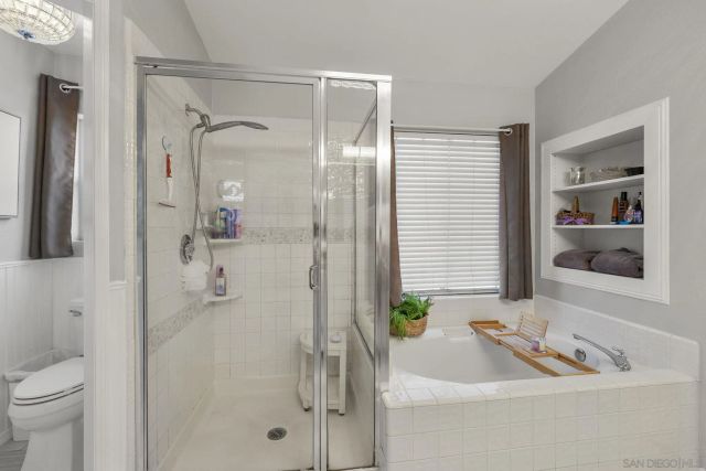 838 Masters Dr, Oceanside, CA 92057