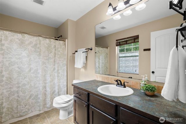 2067 Caleb Place SE, Port Orchard, WA 98366