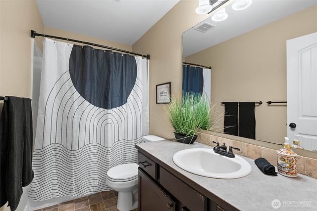 2067 Caleb Place SE, Port Orchard, WA 98366