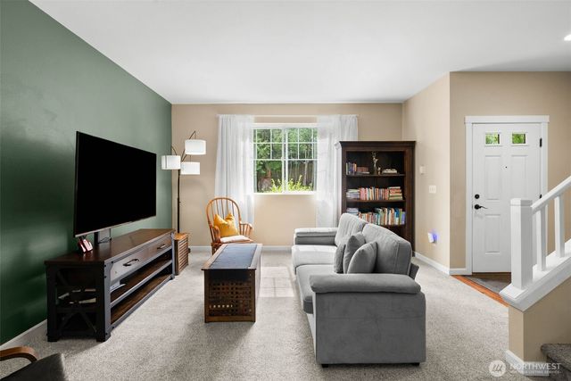 2067 Caleb Place SE, Port Orchard, WA 98366