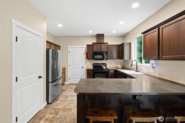 2067 Caleb Place SE, Port Orchard, WA 98366