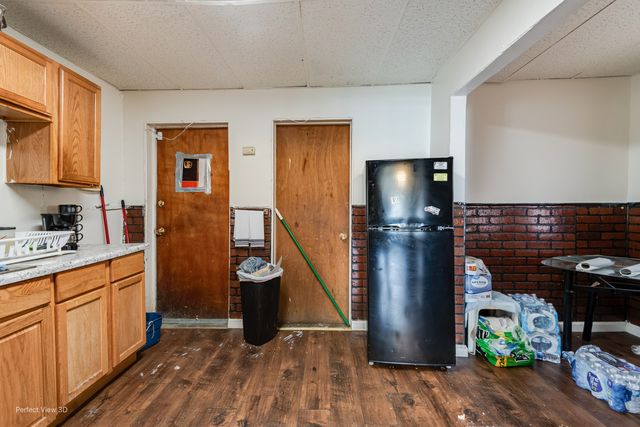 8220 S Wolcott Avenue, Chicago, IL 60620