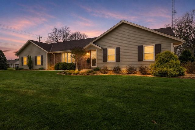 3510 Nicholson ROAD, Franksville, WI 53126