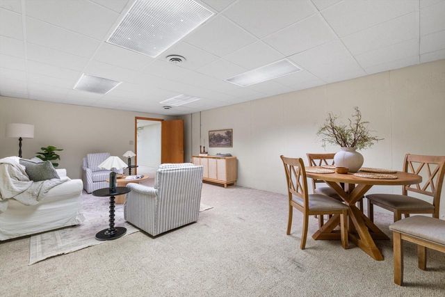 3510 Nicholson ROAD, Franksville, WI 53126