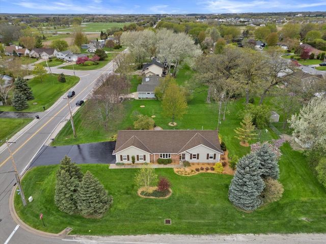 3510 Nicholson ROAD, Franksville, WI 53126
