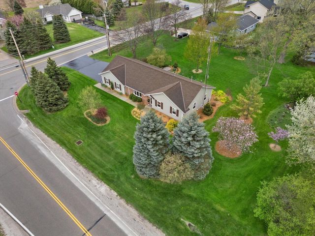 3510 Nicholson ROAD, Franksville, WI 53126