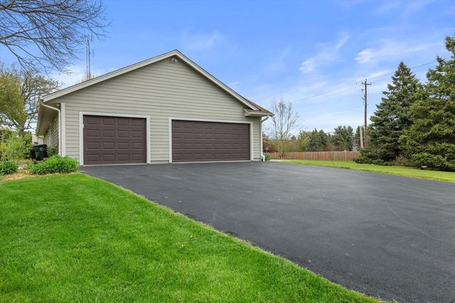 3510 Nicholson ROAD, Franksville, WI 53126