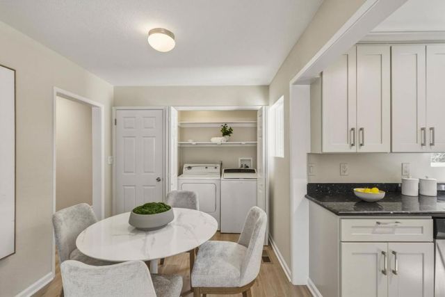 470 Bell Street, East Palo Alto, CA 94303