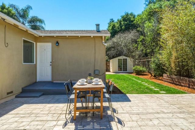 470 Bell Street, East Palo Alto, CA 94303