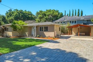 470 Bell Street, East Palo Alto, CA 94303