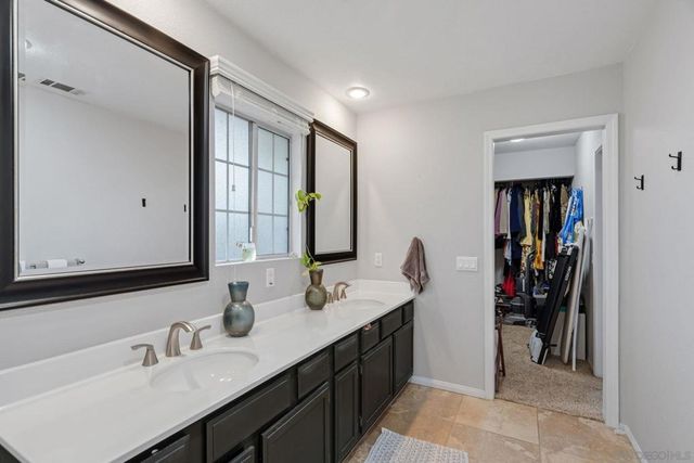 29760 Eagle Point Drive, Canyon Lake, CA 92587
