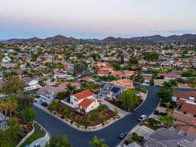 29760 Eagle Point Drive, Canyon Lake, CA 92587