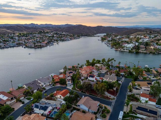 29760 Eagle Point Drive, Canyon Lake, CA 92587