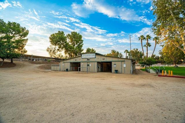 29760 Eagle Point Drive, Canyon Lake, CA 92587
