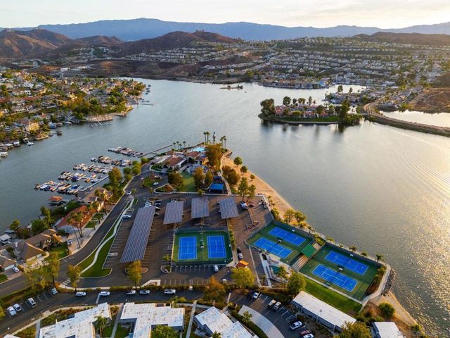 29760 Eagle Point Drive, Canyon Lake, CA 92587