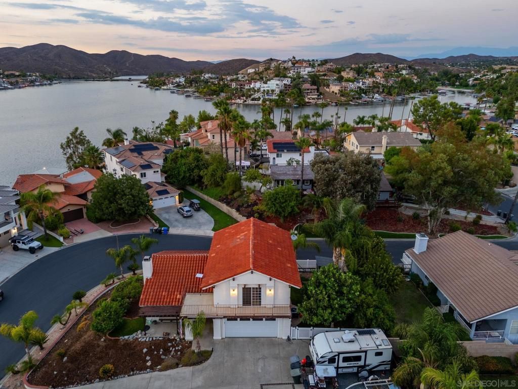 29760 Eagle Point Drive, Canyon Lake, CA 92587