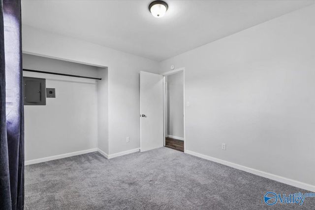 111 NE Whitney Avenue, Huntsville, AL 35811