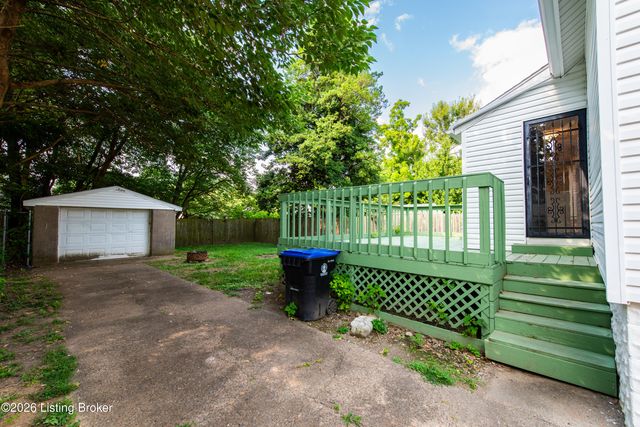 516 Colorado Ave, Louisville, KY 40208