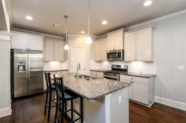 6622 Trailblazer Road, Flowery Branch, GA 30542