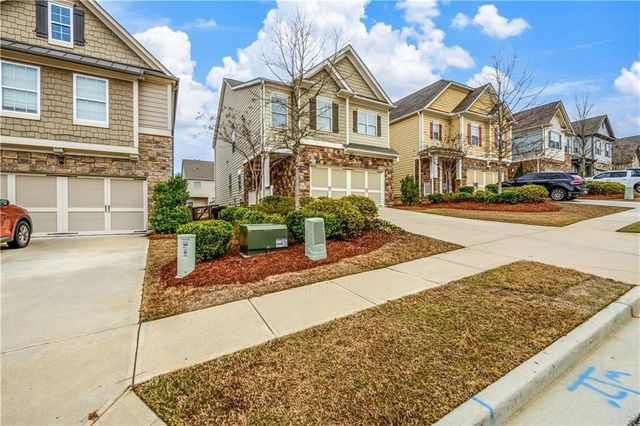 6622 Trailblazer Road, Flowery Branch, GA 30542