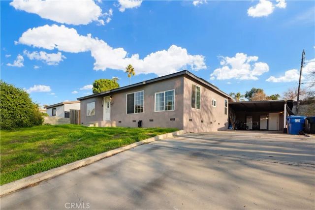 2613 Edwards Avenue, Bakersfield, CA 93306