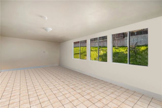 2613 Edwards Avenue, Bakersfield, CA 93306