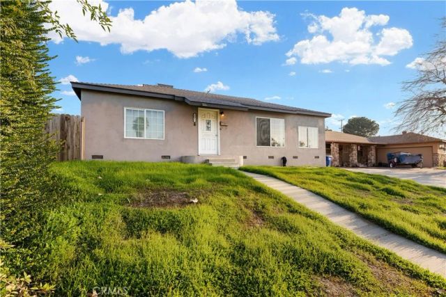 2613 Edwards Avenue, Bakersfield, CA 93306