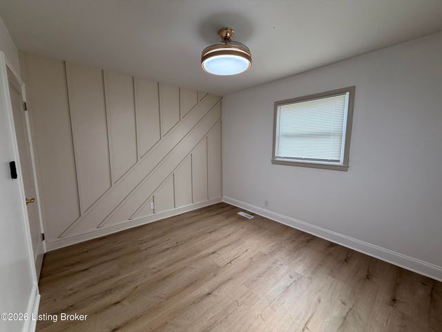 3618 Hudson Ave, Louisville, KY 40211