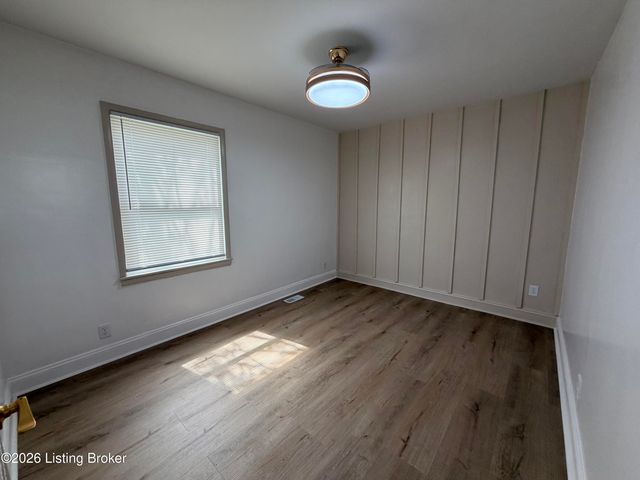 3618 Hudson Ave, Louisville, KY 40211