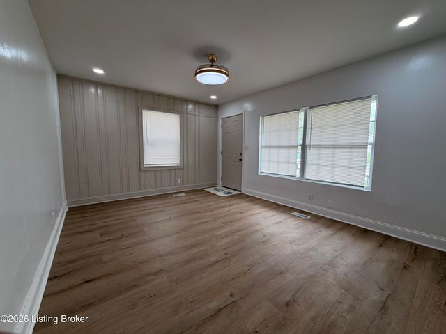 3618 Hudson Ave, Louisville, KY 40211