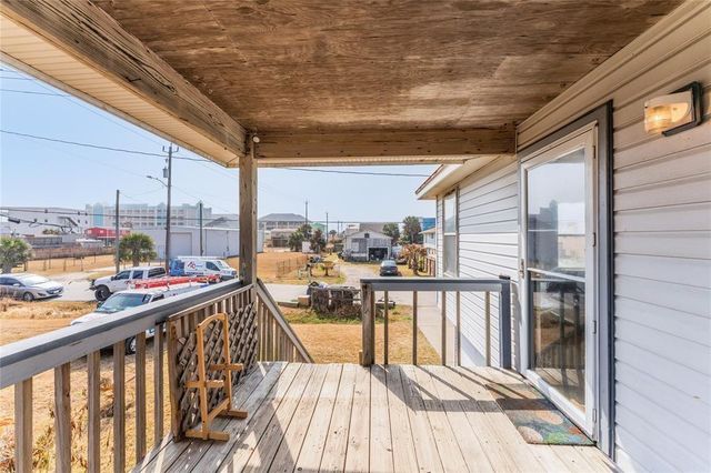 3614 Yale Street 2, Galveston, TX 77554