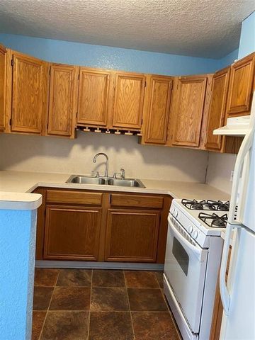 3614 Yale Street 2, Galveston, TX 77554