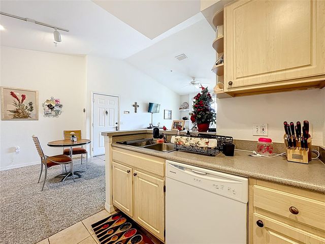 1125 LAKE SHADOW CIRCLE 5308, Maitland, FL 32751