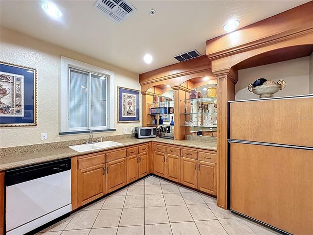 1125 LAKE SHADOW CIRCLE 5308, Maitland, FL 32751