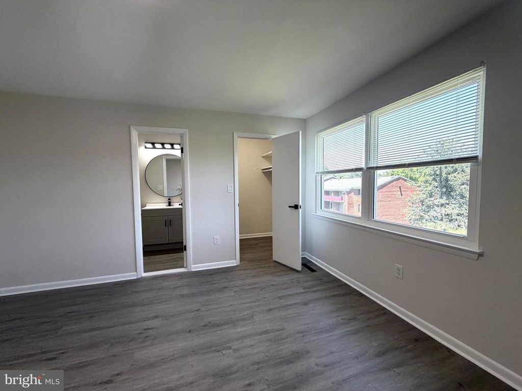 Image 21 of property listing at 20 BARONESS CT, Owings Mills, MD 21117