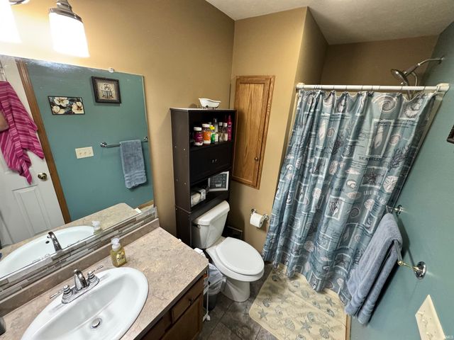 1241 Mintcrest Drive, Goshen, IN 46526