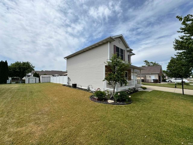 1241 Mintcrest Drive, Goshen, IN 46526