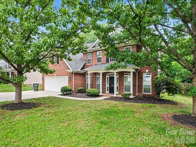 12102 Hampton Place Drive, Charlotte, NC 28269