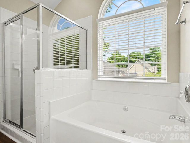 12102 Hampton Place Drive, Charlotte, NC 28269