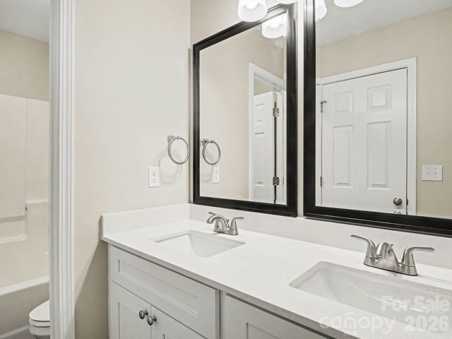 12102 Hampton Place Drive, Charlotte, NC 28269