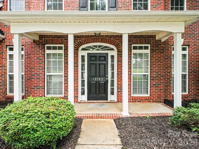 12102 Hampton Place Drive, Charlotte, NC 28269