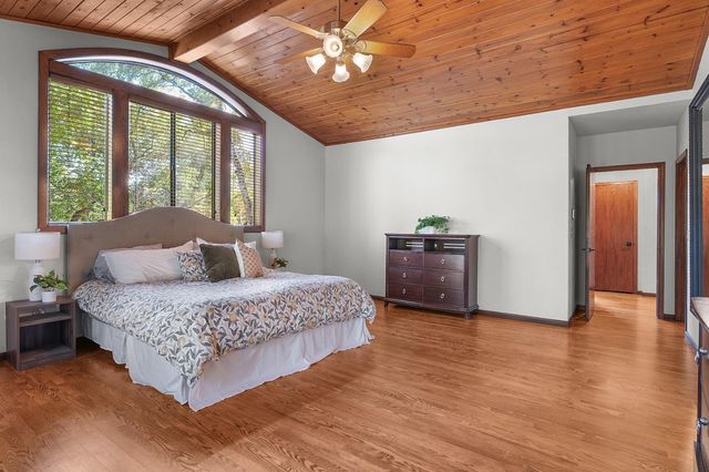 10145 Hayes Dr, Newcastle, CA 95658