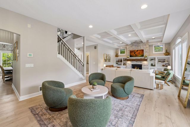 3049 Fairway Drive, Chaska, MN 55318