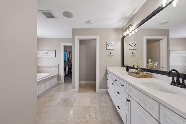 3049 Fairway Drive, Chaska, MN 55318