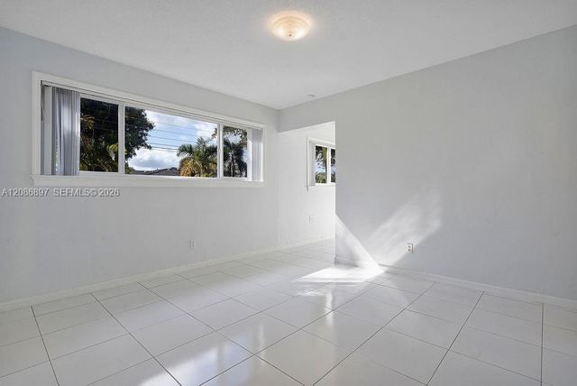 2475 NE 214th Street, Aventura, FL 33180