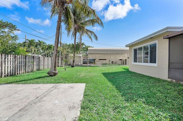 2475 NE 214th Street, Aventura, FL 33180