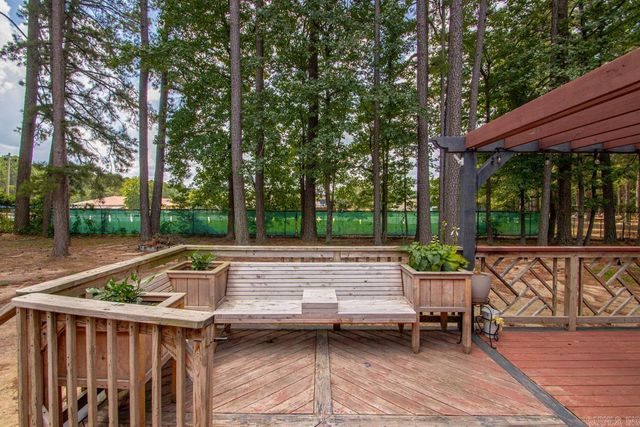 701 Sheffield Drive, Bryant, AR 72022