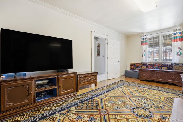 2530 Bronxwood Avenue, Bronx, NY 10469